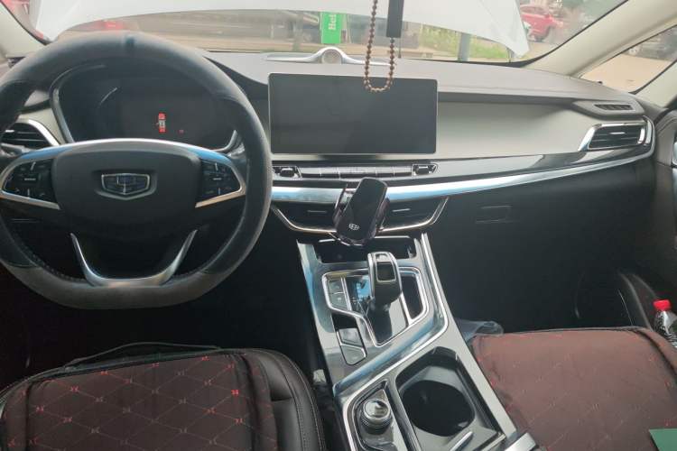 Used Geely Auto Jiajie 2019 1.5TD MHEV DCT Deluxe Edition Center Console