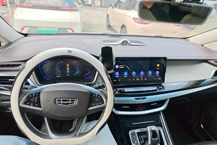 Used Geely Auto Jiajie 2019 1.5TD MHEV DCT Luxury Edition Center Console
