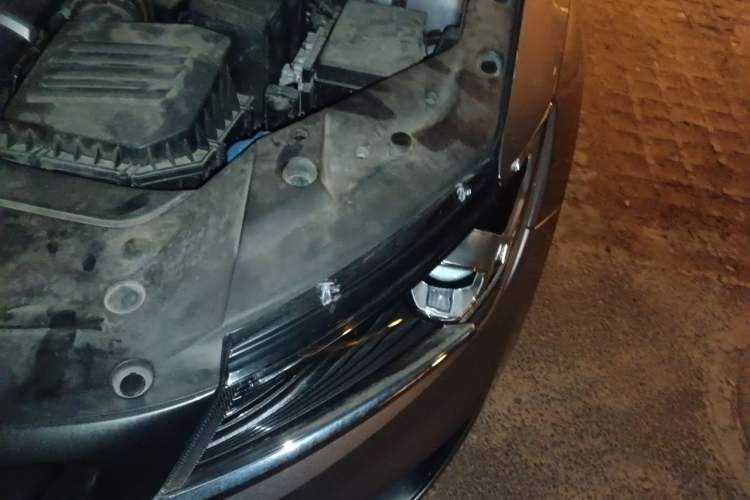 Used Geely Auto Jiajie 2019 1.5TD MHEV DCT Luxury Edition Engine Bay Left