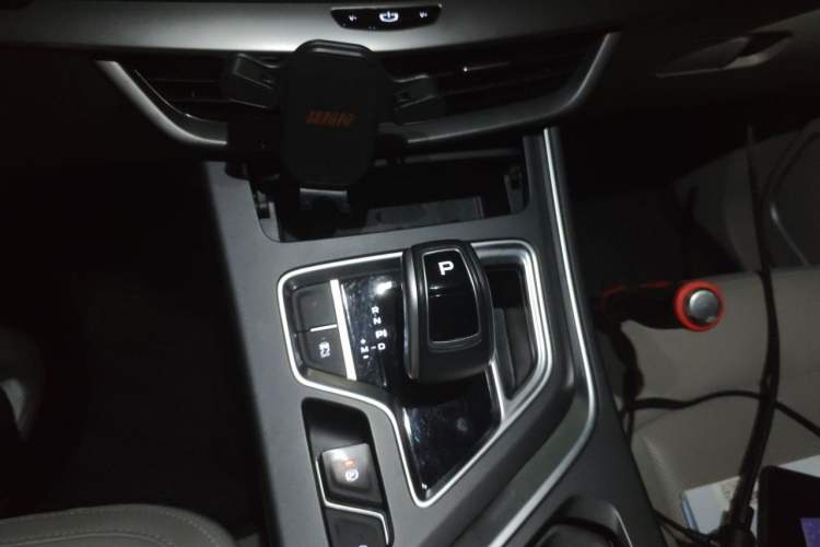 Used Geely Auto Jiajie 2019 1.8TD Automatic Enjoyment Model Gear Lever
