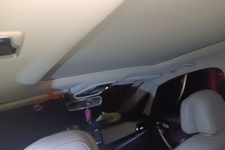 Used Geely Auto Jiajie 2019 1.5TD MHEV DCT Luxury Edition Headliner