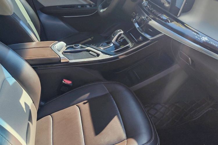 Used Geely Auto Jiajie 2019 1.8TD Automatic Luxury Model Interior 3