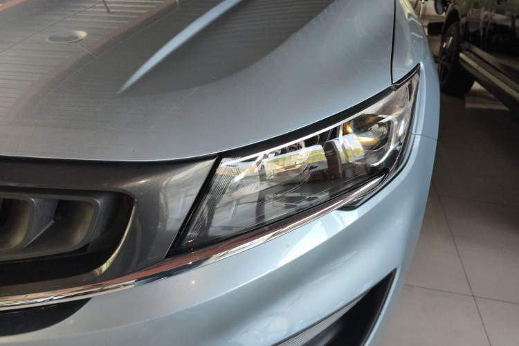 Used Geely Auto Jiajie 2019 1.8TD Automatic Enjoyment Model Left Front Headlight
