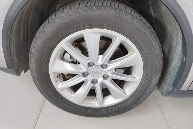 Used Geely Auto Jiajie 2019 1.8TD Automatic Enjoyment Model Left Front Wheel Hub