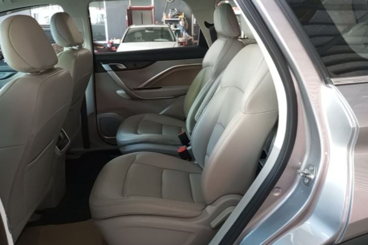 Used Geely Auto Jiajie 2019 1.8TD Automatic Enjoyment Model Left Rear Seat