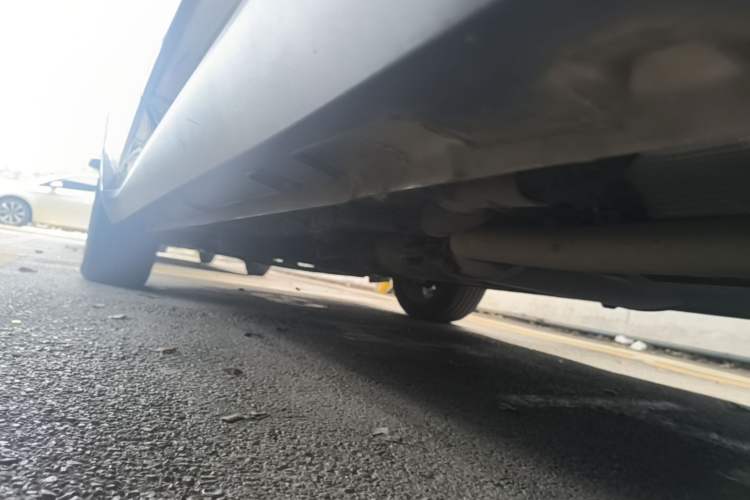 Used Geely Auto Jiajie 2019 1.5TD MHEV DCT Luxury Edition Left Side Sill