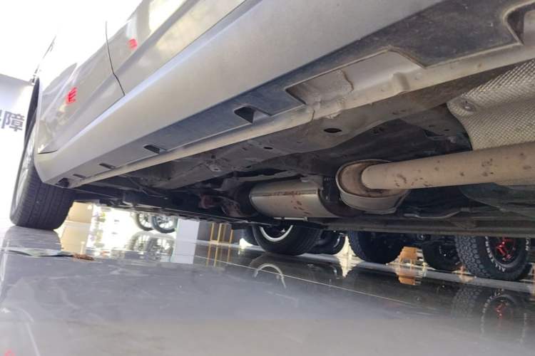 Used Geely Auto Jiajie 2019 1.8TD Automatic Enjoyment Model Left Side Sill