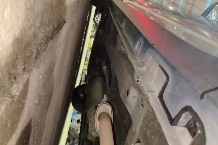 Used Geely Auto Jiajie 2019 1.8TD Automatic Enjoyment Model Left Side Sill