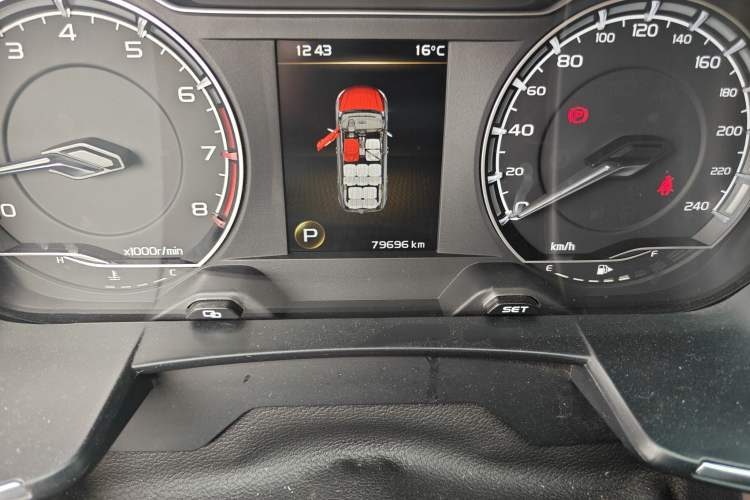 Used Geely Auto Jiajie 2019 1.8TD Automatic Enjoyment Model Odometer Close Up