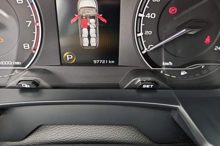 Used Geely Auto Jiajie 2019 1.8TD Automatic Enjoyment Model Odometer Close Up