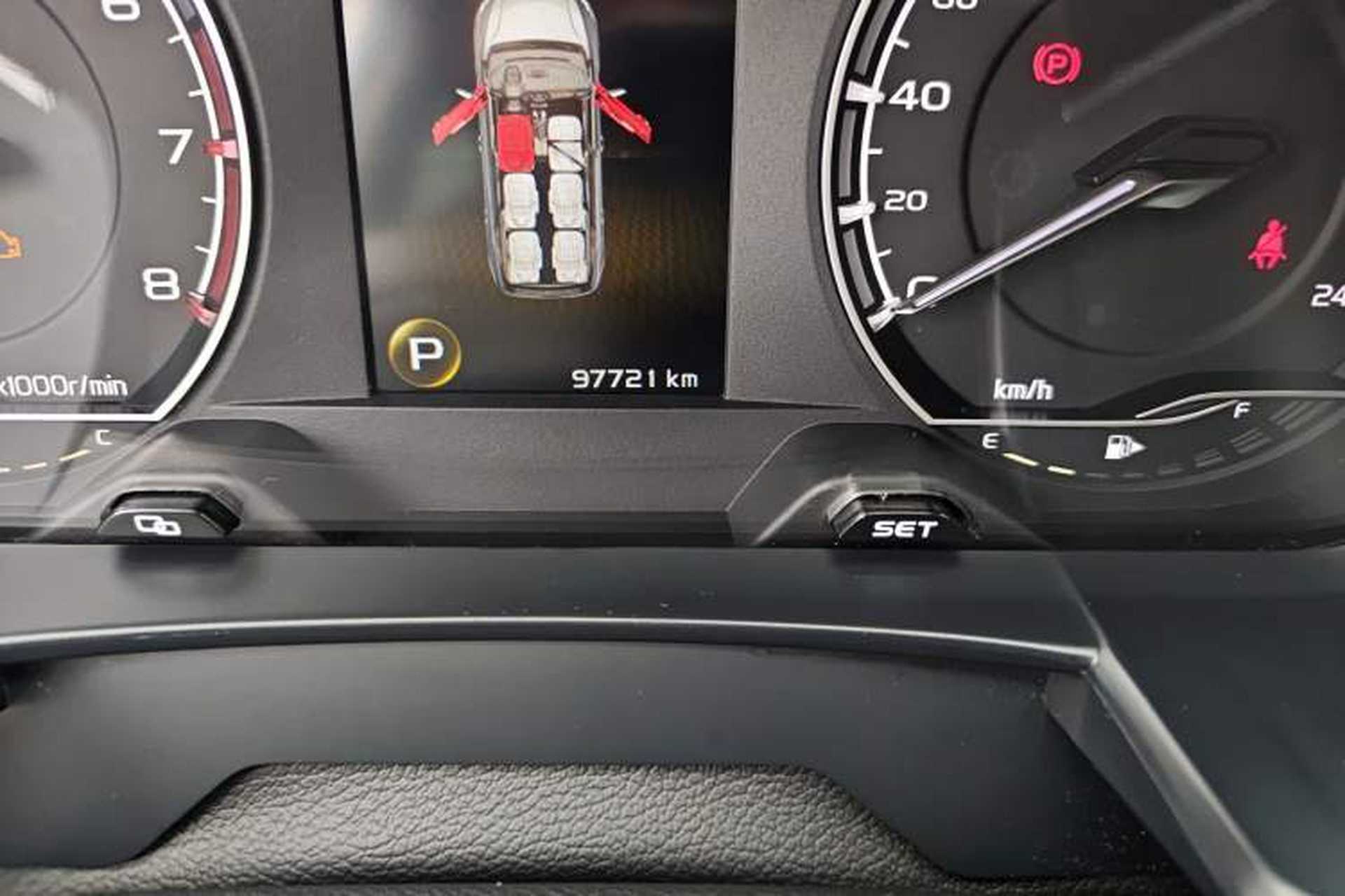 Used Geely Auto Jiajie 2019 1.8TD Automatic Enjoyment Model Odometer Close Up