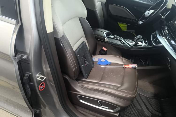Used Geely Auto Jiajie 2019 1.5TD MHEV DCT Luxury Edition Right Front Seat