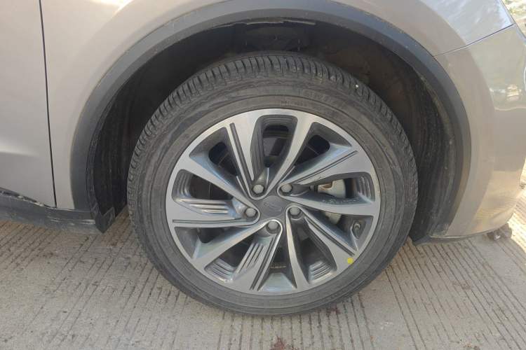 Used Geely Auto Jiajie 2019 1.5TD MHEV DCT Luxury Edition Right Front Wheel Hub