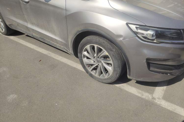 Used Geely Auto Jiajie 2019 1.5TD MHEV DCT Deluxe Edition Right Front Wheel Hub
