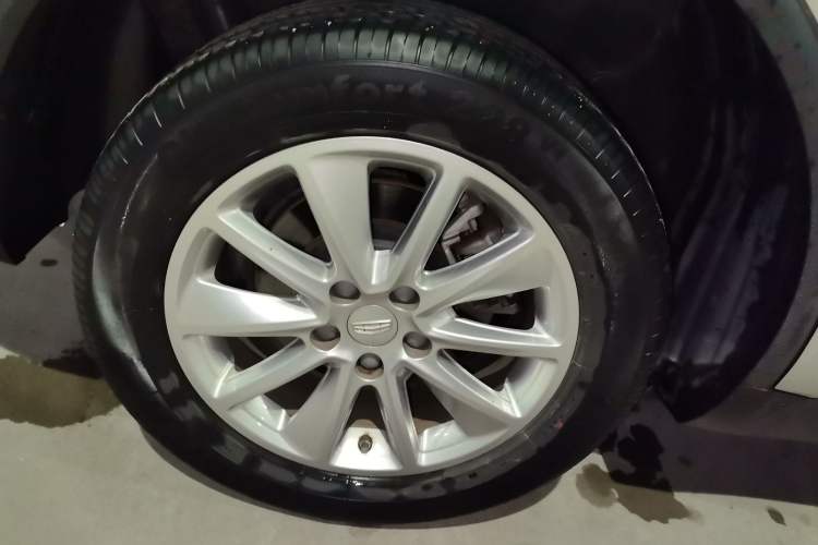 Used Geely Auto Jiajie 2019 1.8TD Automatic Enjoyment Model Right Rear Wheel Hub