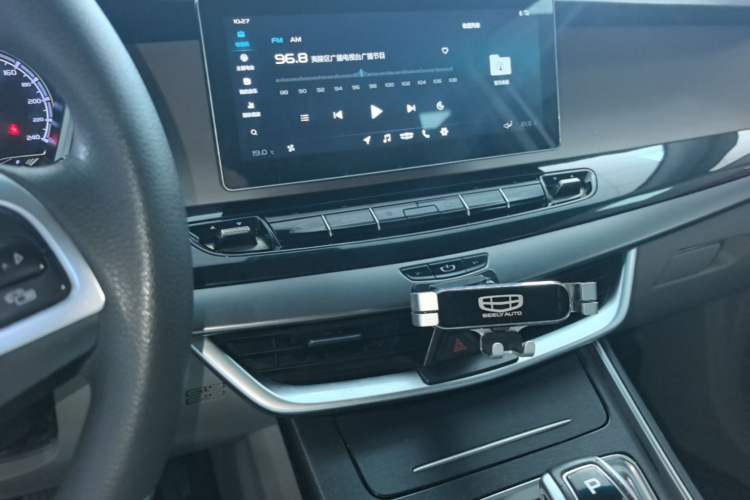 Used Geely Auto Jiajie 2019 1.8TD Automatic Enjoyment Model Audio And AC Panel