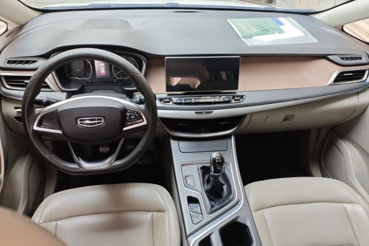 Used Geely Auto Jiajie 2019 1.5TD Manual Comfort Model Center Console