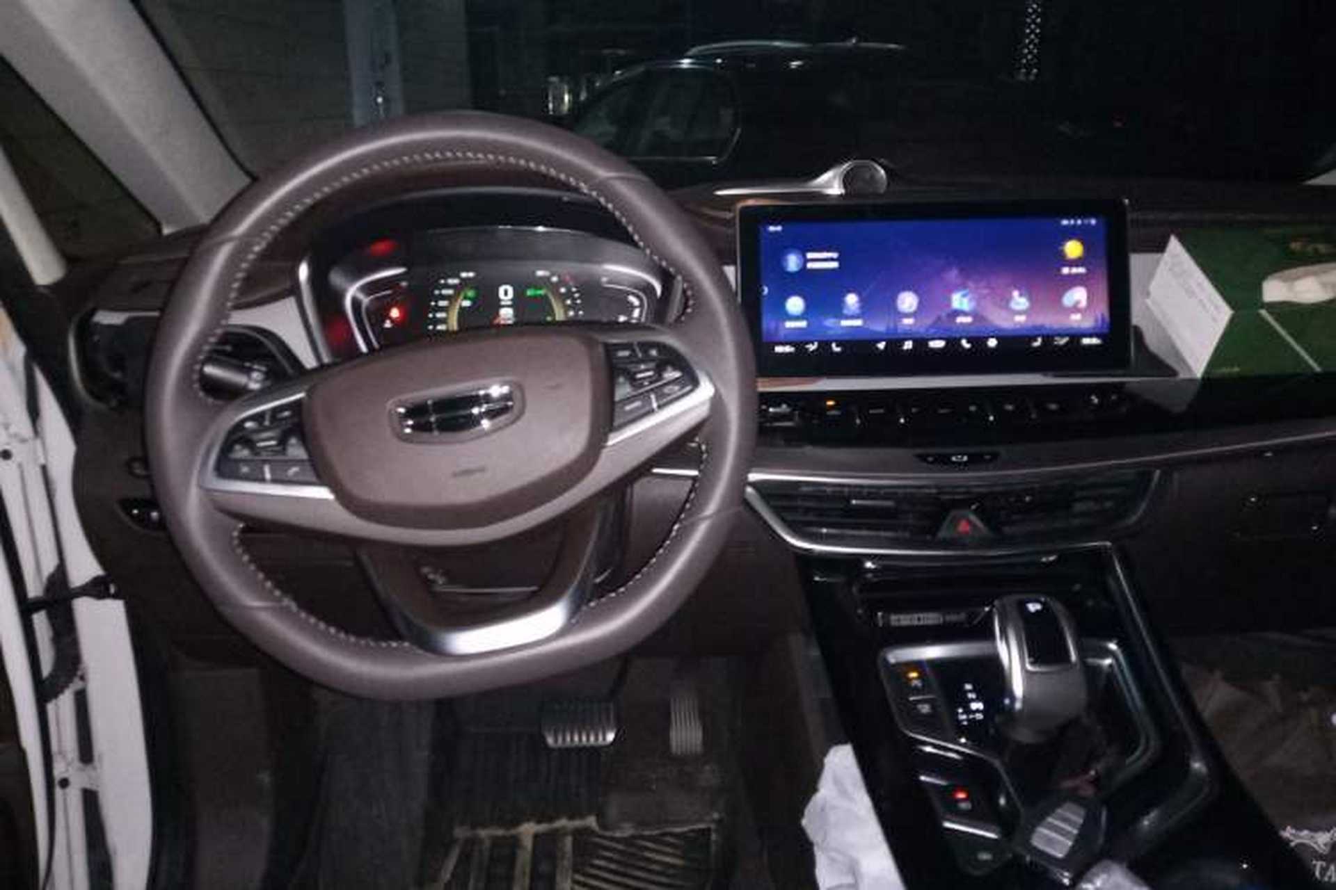 Used Geely Auto Jiajie 2019 1.5TD MHEV DCT Deluxe Edition Center Console