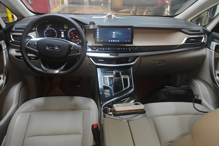 Used Geely Auto Jiajie 2019 1.8TD Automatic Enjoyment Model Center Console