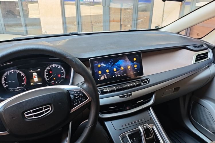 Used Geely Auto Jiajie 2019 1.8TD Automatic Enjoyment Model Center Console