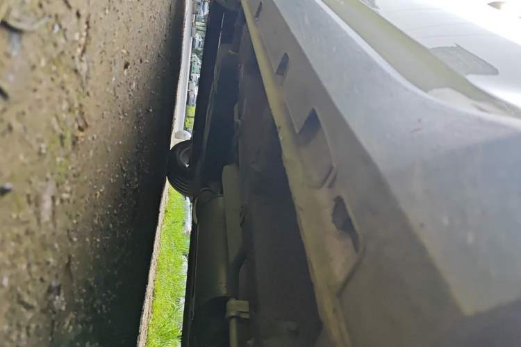 Used Geely Auto Jiajie 2019 1.8TD Automatic Enjoyment Model Chassis Front Right