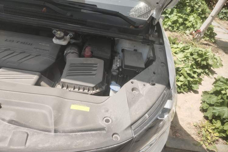 Used Geely Auto Jiajie 2019 1.5TD MHEV DCT Deluxe Edition Engine Bay Left