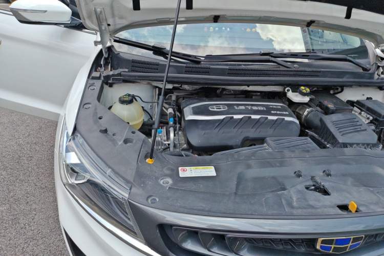 Used Geely Auto Jiajie 2019 1.5TD MHEV DCT Luxury Edition Engine Bay Right