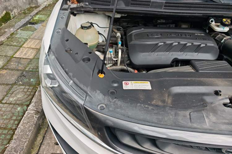 Used Geely Auto Jiajie 2019 1.5TD MHEV DCT Deluxe Edition Engine Bay Right