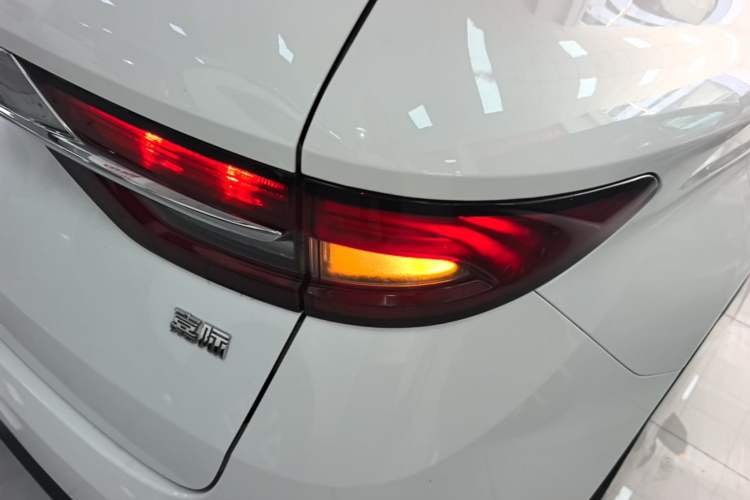 Used Geely Auto Jiajie 2019 1.8TD Automatic Enjoyment Model Exterior 3
