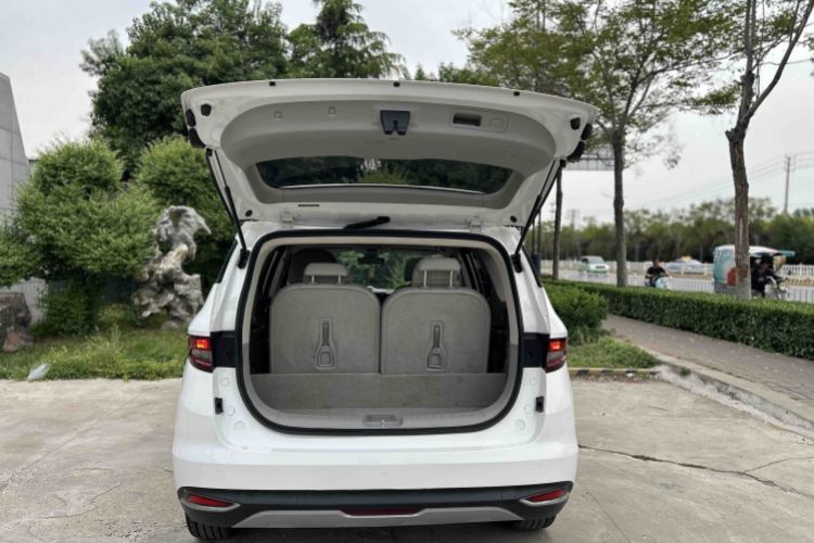 Used Geely Auto Jiajie 2019 1.8TD Automatic Enjoyment Model Exterior 9