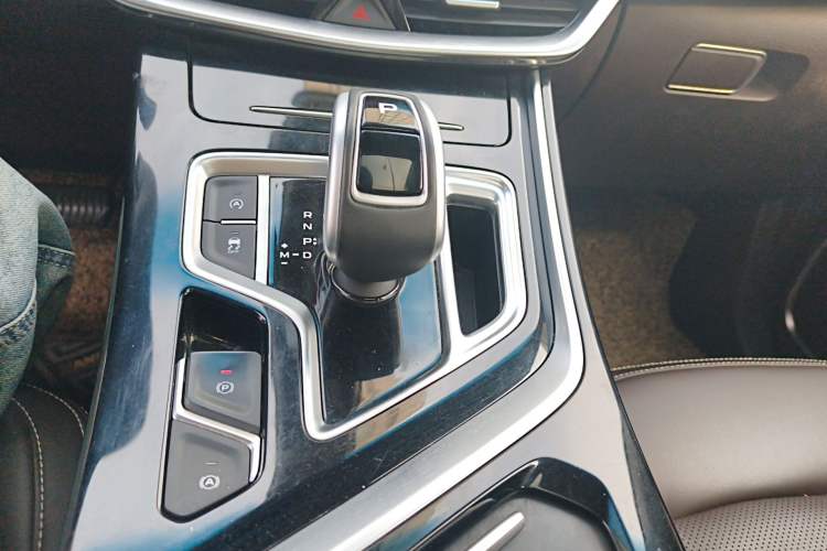 Used Geely Auto Jiajie 2019 1.5TD MHEV DCT Luxury Edition Gear Lever