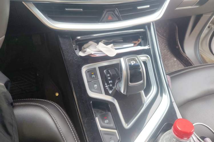 Used Geely Auto Jiajie 2019 1.5TD MHEV DCT Luxury Edition Gear Lever