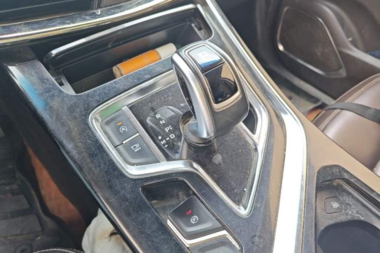 Used Geely Auto Jiajie 2019 1.5TD MHEV DCT Deluxe Edition Gear Lever