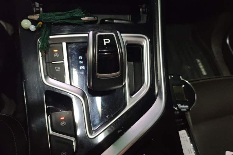 Used Geely Auto Jiajie 2019 1.5TD MHEV DCT Deluxe Edition Gear Lever