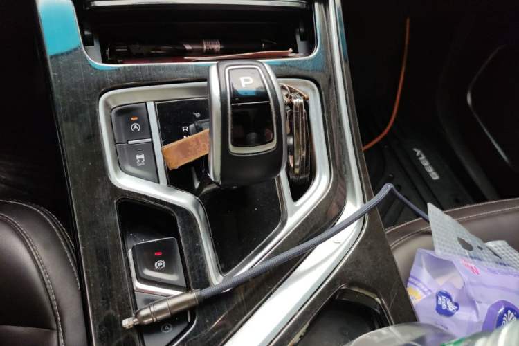Used Geely Auto Jiajie 2019 1.5TD MHEV DCT Luxury Edition Gear Lever