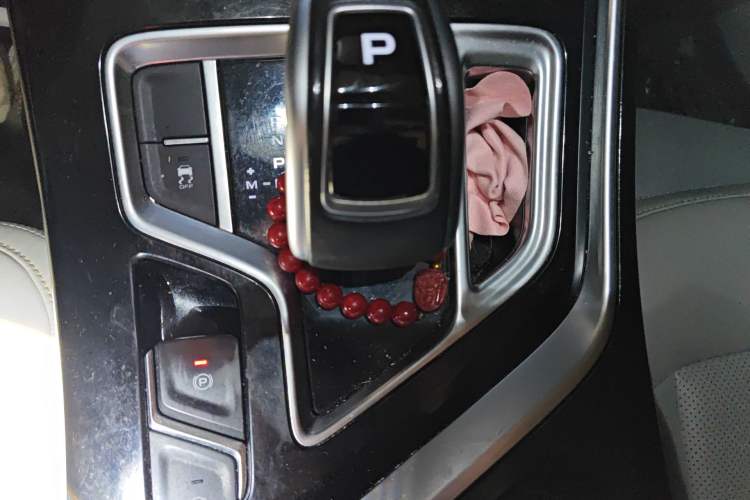 Used Geely Auto Jiajie 2019 1.8TD Automatic Enjoyment Model Gear Lever