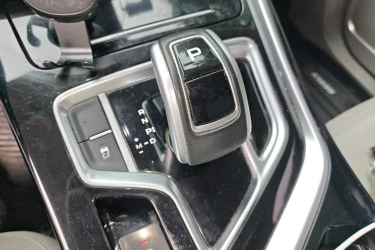 Used Geely Auto Jiajie 2019 1.8TD Automatic Enjoyment Model Gear Lever