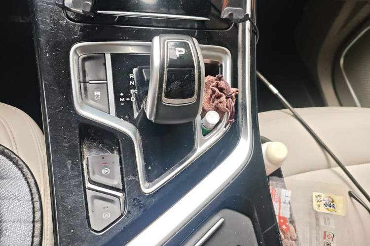 Used Geely Auto Jiajie 2019 1.8TD Automatic Enjoyment Model Gear Lever