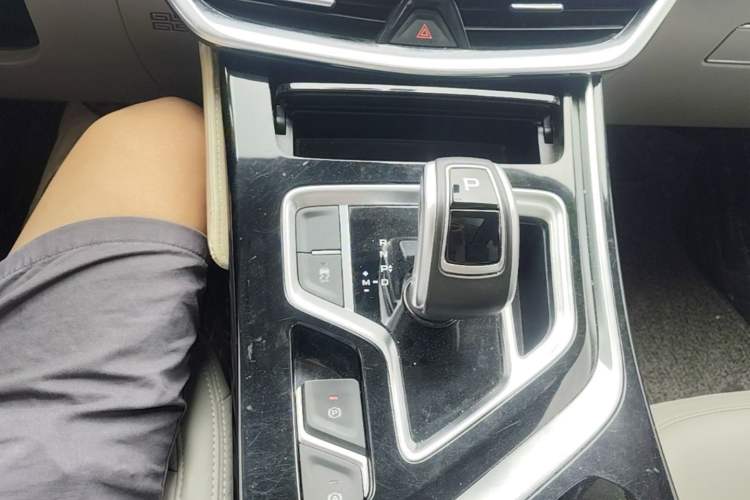 Used Geely Auto Jiajie 2019 1.8TD Automatic Enjoyment Model Gear Lever
