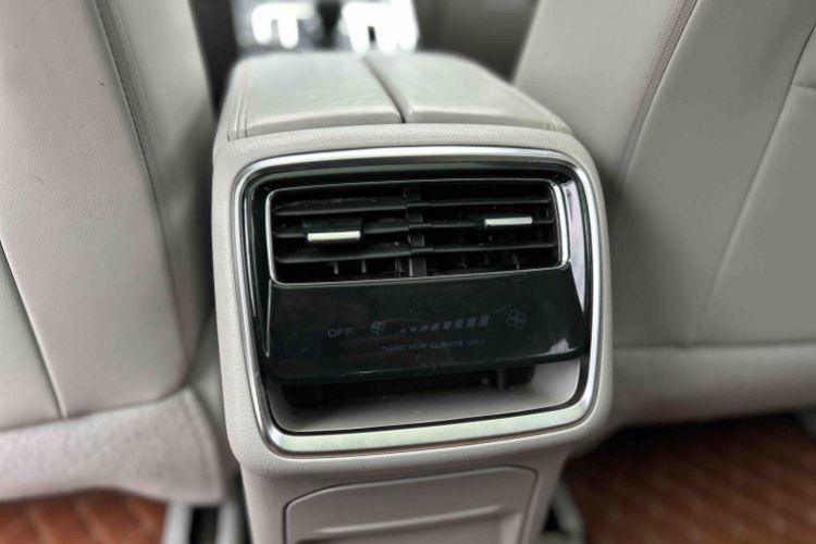 Used Geely Auto Jiajie 2019 1.8TD Automatic Enjoyment Model Interior 1