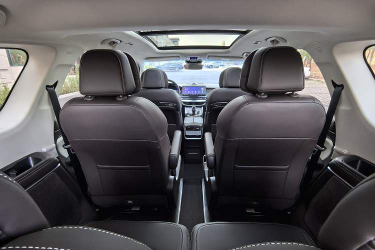 Used Geely Auto Jiajie 2019 1.5TD MHEV DCT Deluxe Edition Interior 10