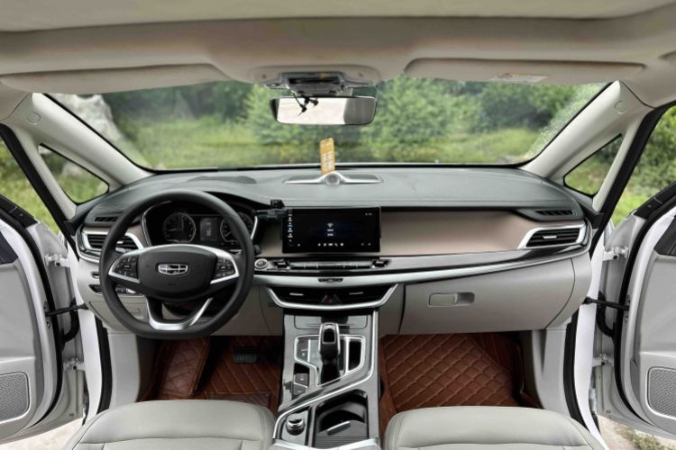 Used Geely Auto Jiajie 2019 1.8TD Automatic Enjoyment Model Interior 5