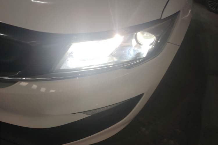 Used Geely Auto Jiajie 2019 1.8TD Automatic Enjoyment Model Left Front Headlight
