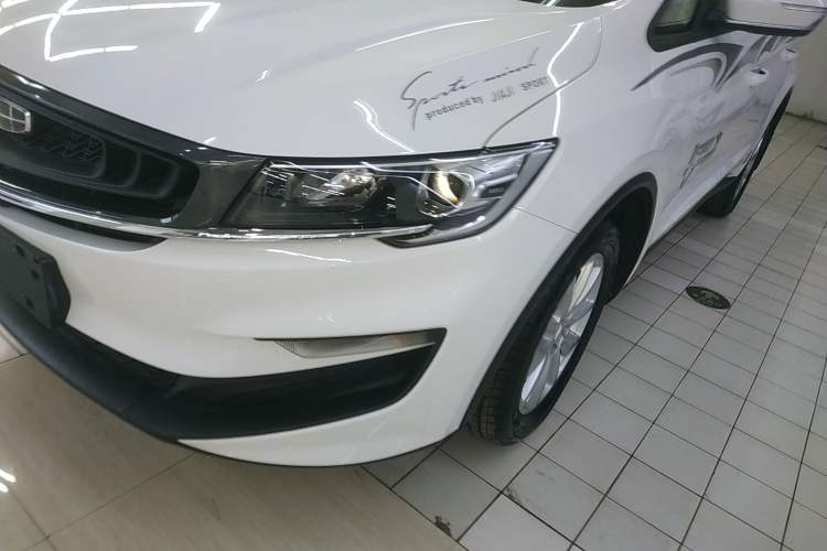 Used Geely Auto Jiajie 2019 1.5TD Manual Comfort Model Left Front Headlight