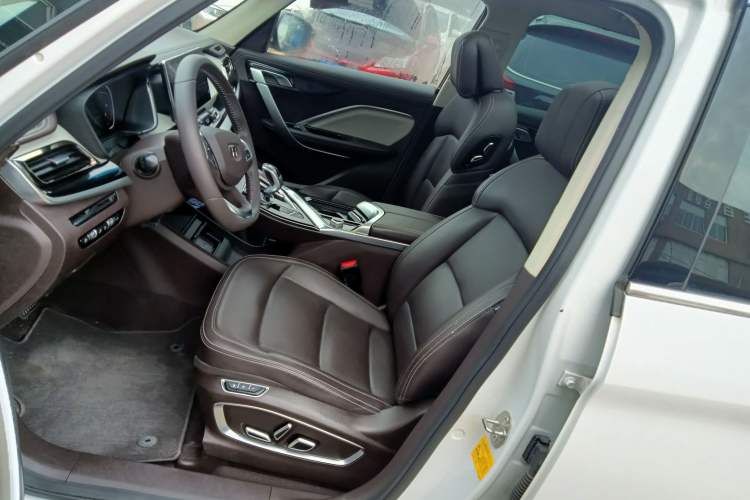 Used Geely Auto Jiajie 2019 1.5TD MHEV DCT Deluxe Edition Left Front Seat