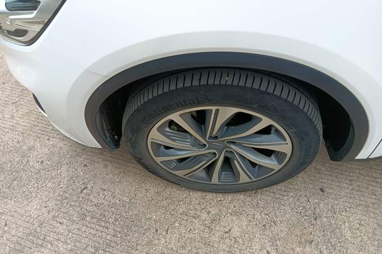 Used Geely Auto Jiajie 2019 1.5TD MHEV DCT Deluxe Edition Left Front Wheel Hub