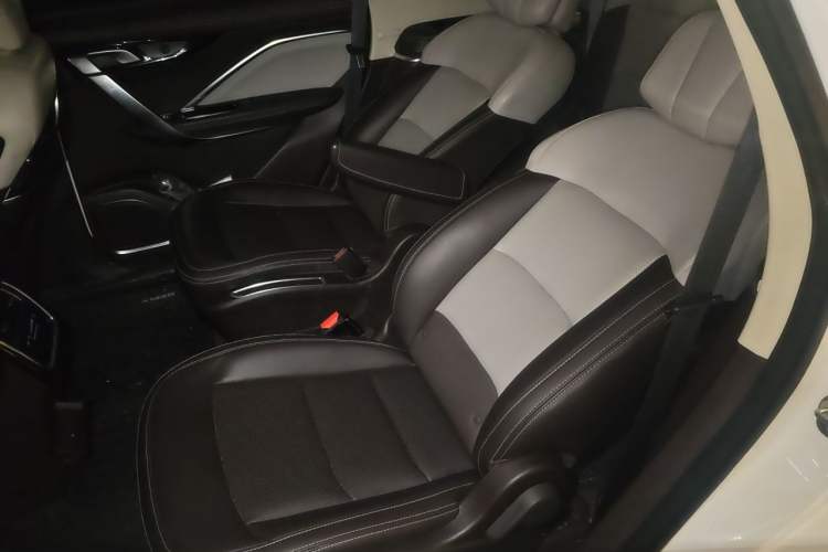 Used Geely Auto Jiajie 2019 1.5TD MHEV DCT Luxury Edition Left Rear Seat