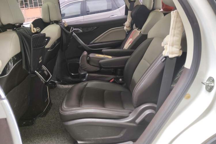 Used Geely Auto Jiajie 2019 1.5TD MHEV DCT Luxury Edition Left Rear Seat