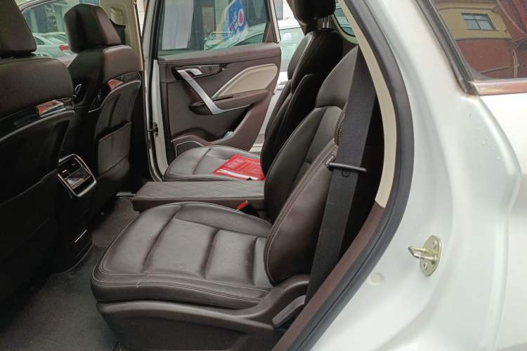 Used Geely Auto Jiajie 2019 1.5TD MHEV DCT Deluxe Edition Left Rear Seat