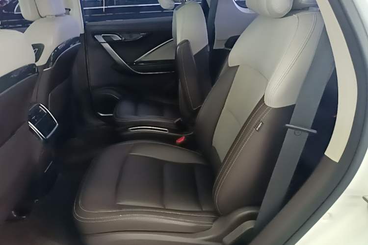 Used Geely Auto Jiajie 2019 1.5TD MHEV DCT Luxury Edition Left Rear Seat
